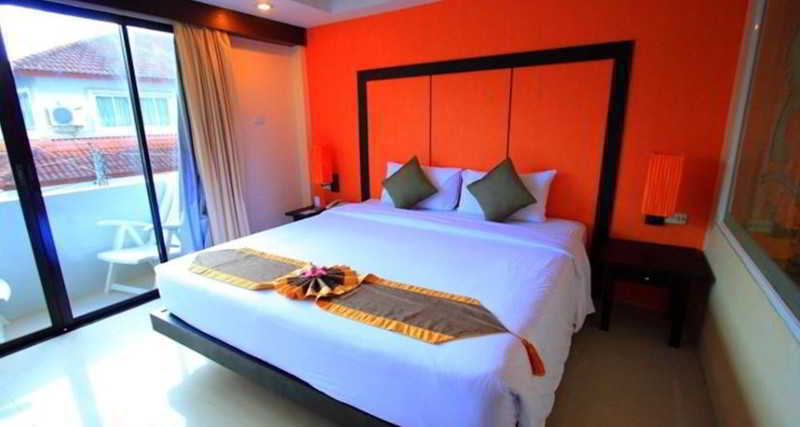 The Royal Palm Beach Front Patong Exteriér fotografie