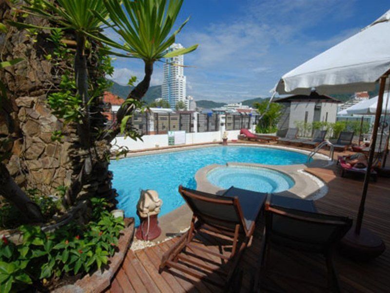 The Royal Palm Beach Front Patong Exteriér fotografie