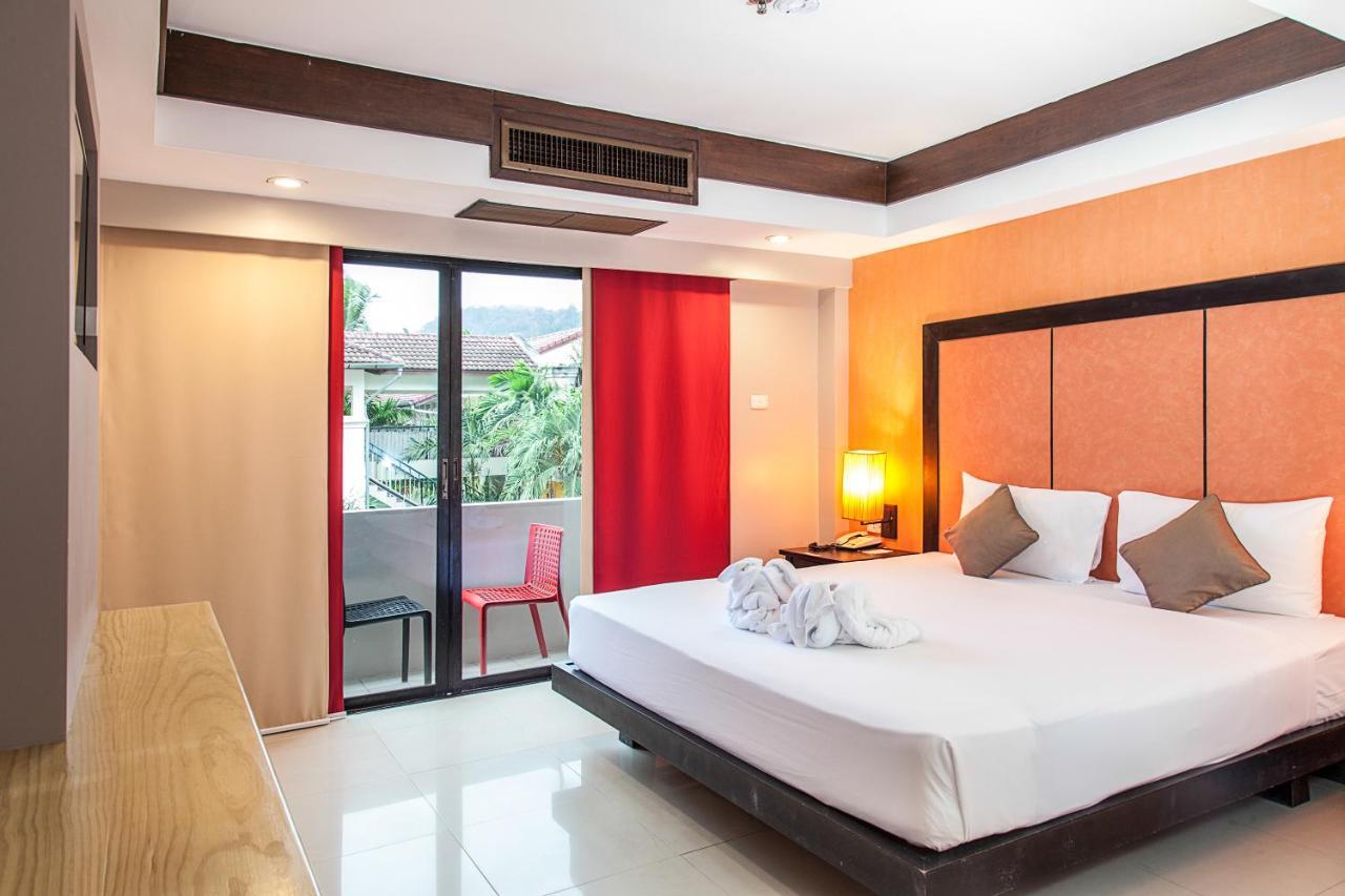 The Royal Palm Beach Front Patong Exteriér fotografie