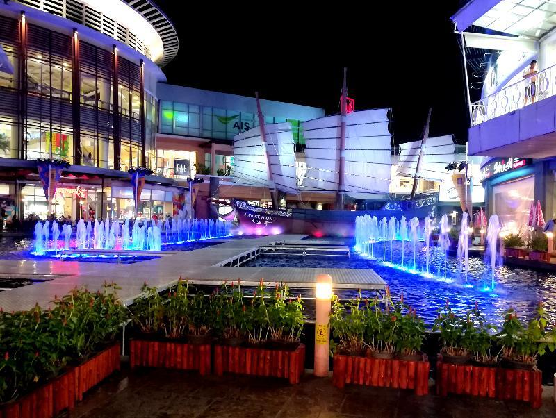 The Royal Palm Beach Front Patong Exteriér fotografie